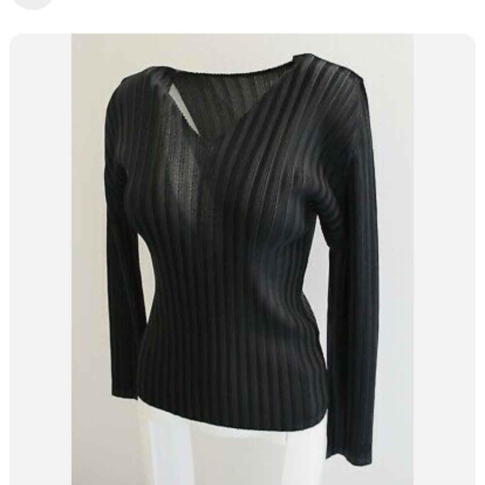 Issey Miyake Pleats Please Rib pleated v neck top